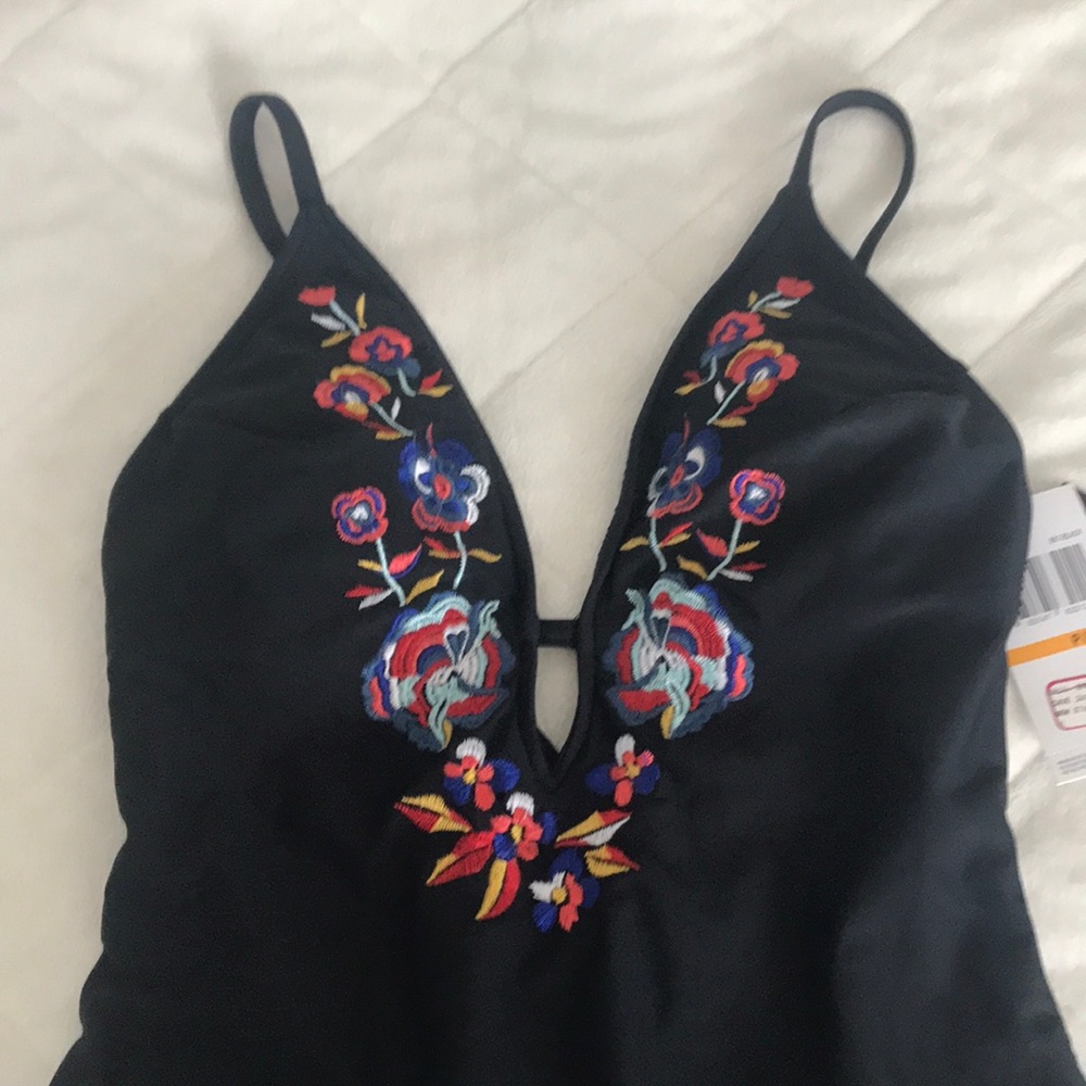NWT LORD AND TAYLOR SWIMSUIT